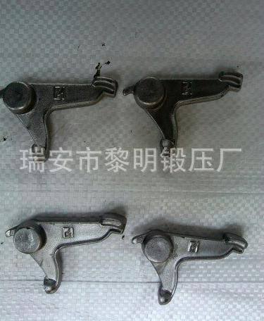 供應(yīng)各種搖臂及拔叉毛坯