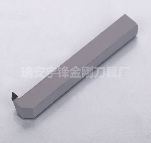 金剛石車(chē)削刀具