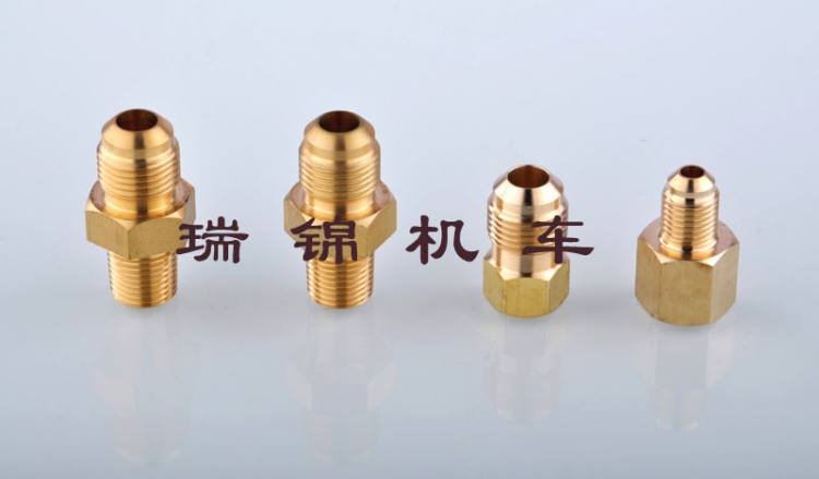 銅接頭