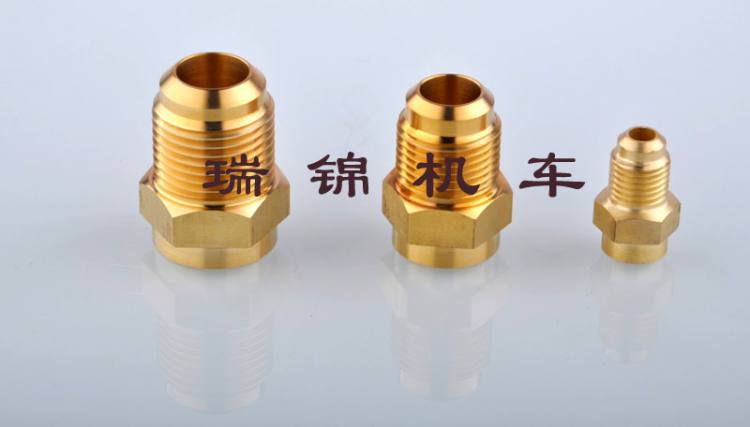銅接頭