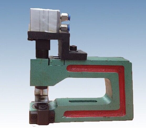 氣動打孔機械 專業(yè)打孔薄膜圓孔塑料包裝打孔 塑料袋打孔