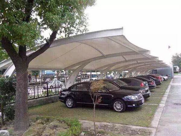 車棚