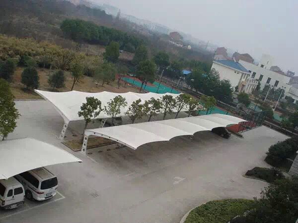 車棚