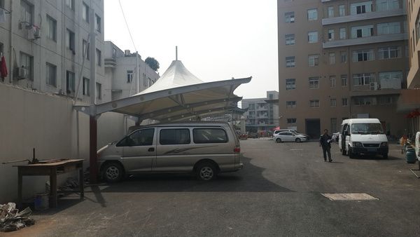 車棚