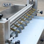 禮盒禮品紙張上膠機，調(diào)速兩用過膠機，白膠黃膠裱膠機