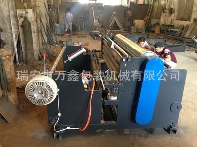 布料超聲波分切機(jī)、超聲波尼龍布料分切機(jī)
