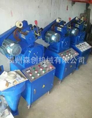 PVC邊料自動(dòng)回收機(jī) 薄膜邊料在線粉碎機(jī)機(jī)薄膜粉碎機(jī)
