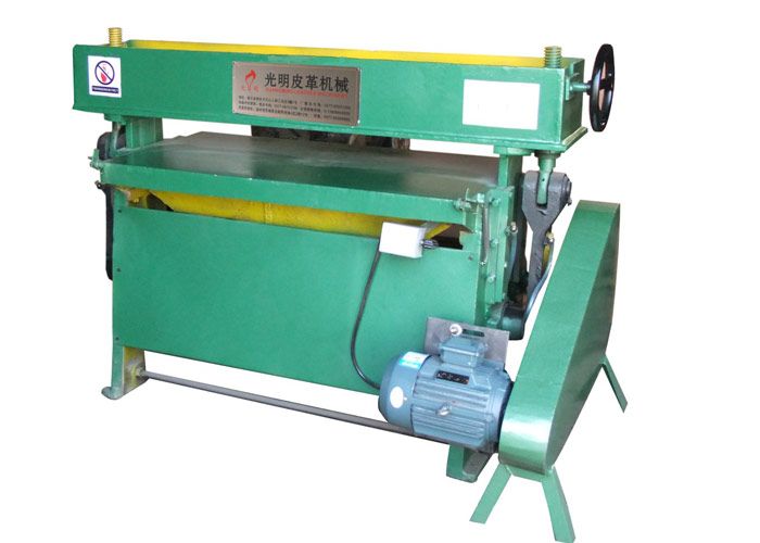 XC3-60T/ 100/120/140/160/180型機(jī)械龍門裁斷機(jī)